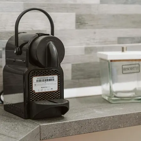 Pandora - - Near The Ruins ゲストハウス ポンペイ