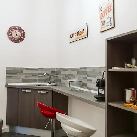 Gasthof Pandora - - Near The Ruins