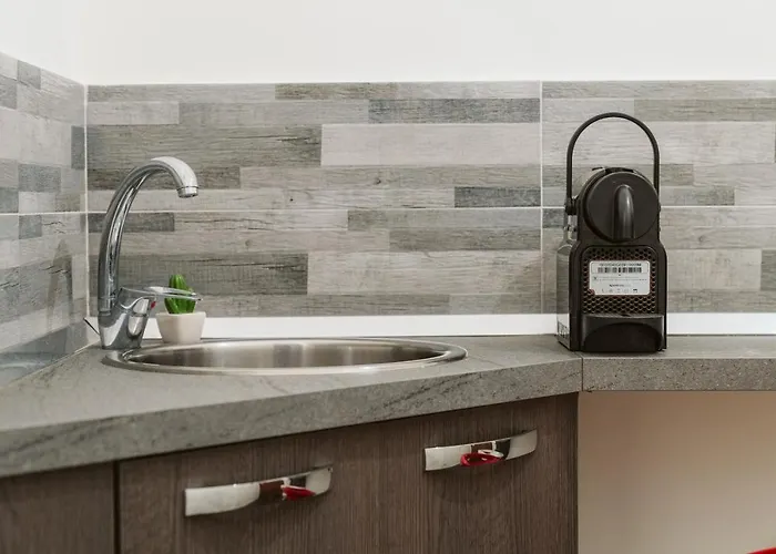 Pandora - - Near The Ruins Pompei