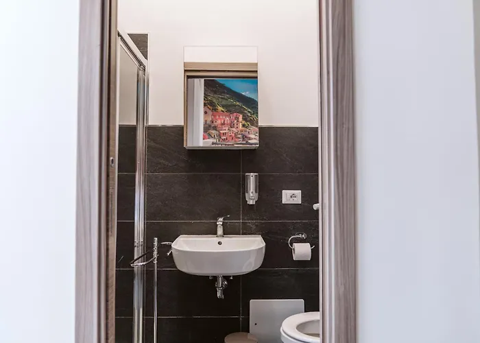 Pandora - - Near The Ruins 4* Pompei