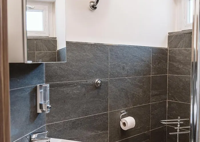 Pandora - - Near The Ruins Affittacamere